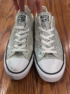 Converse Silver Glitter Low Top Sneakers - size 10